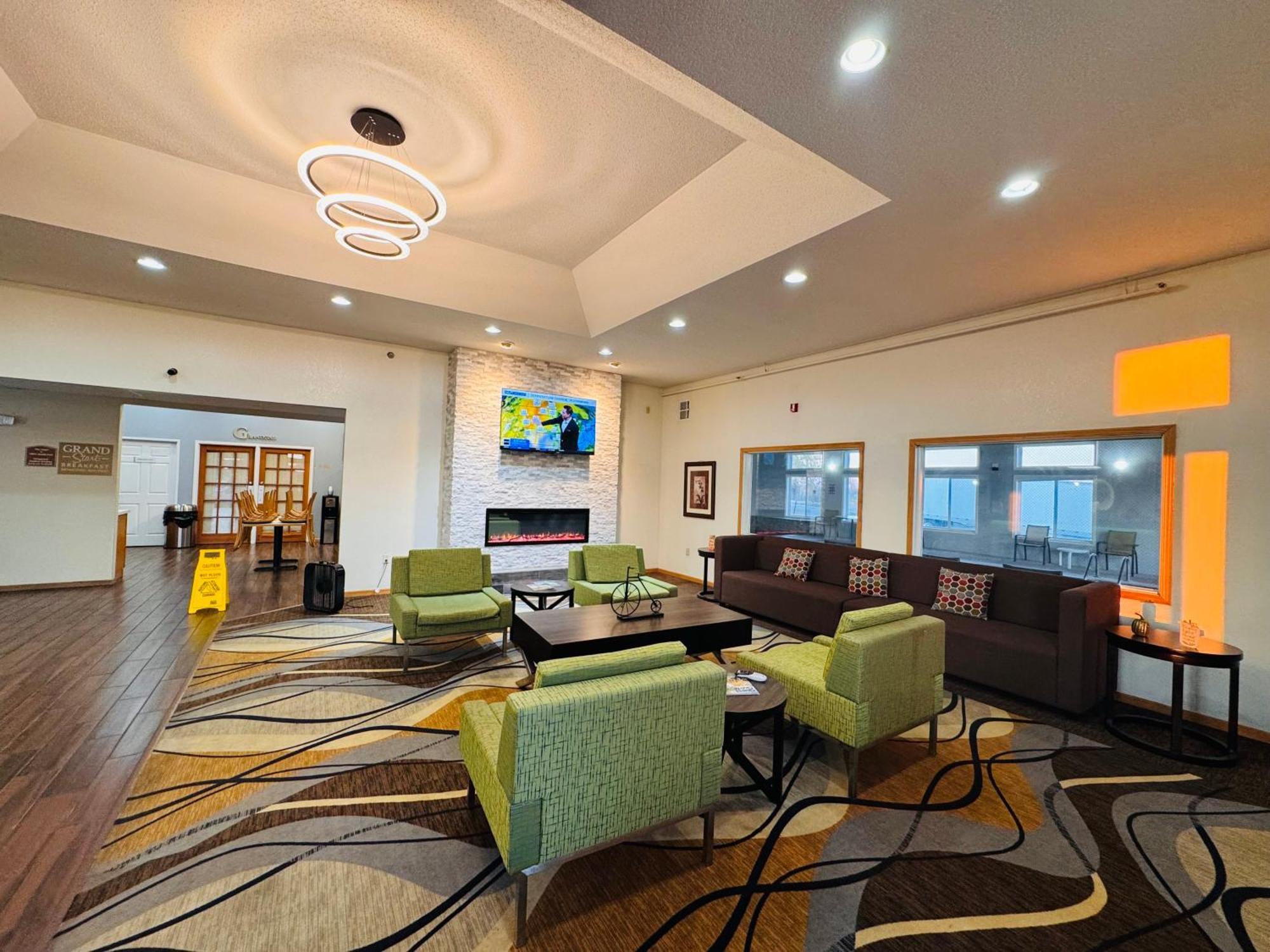 Grandstay Hotel And Suite Waseca Экстерьер фото