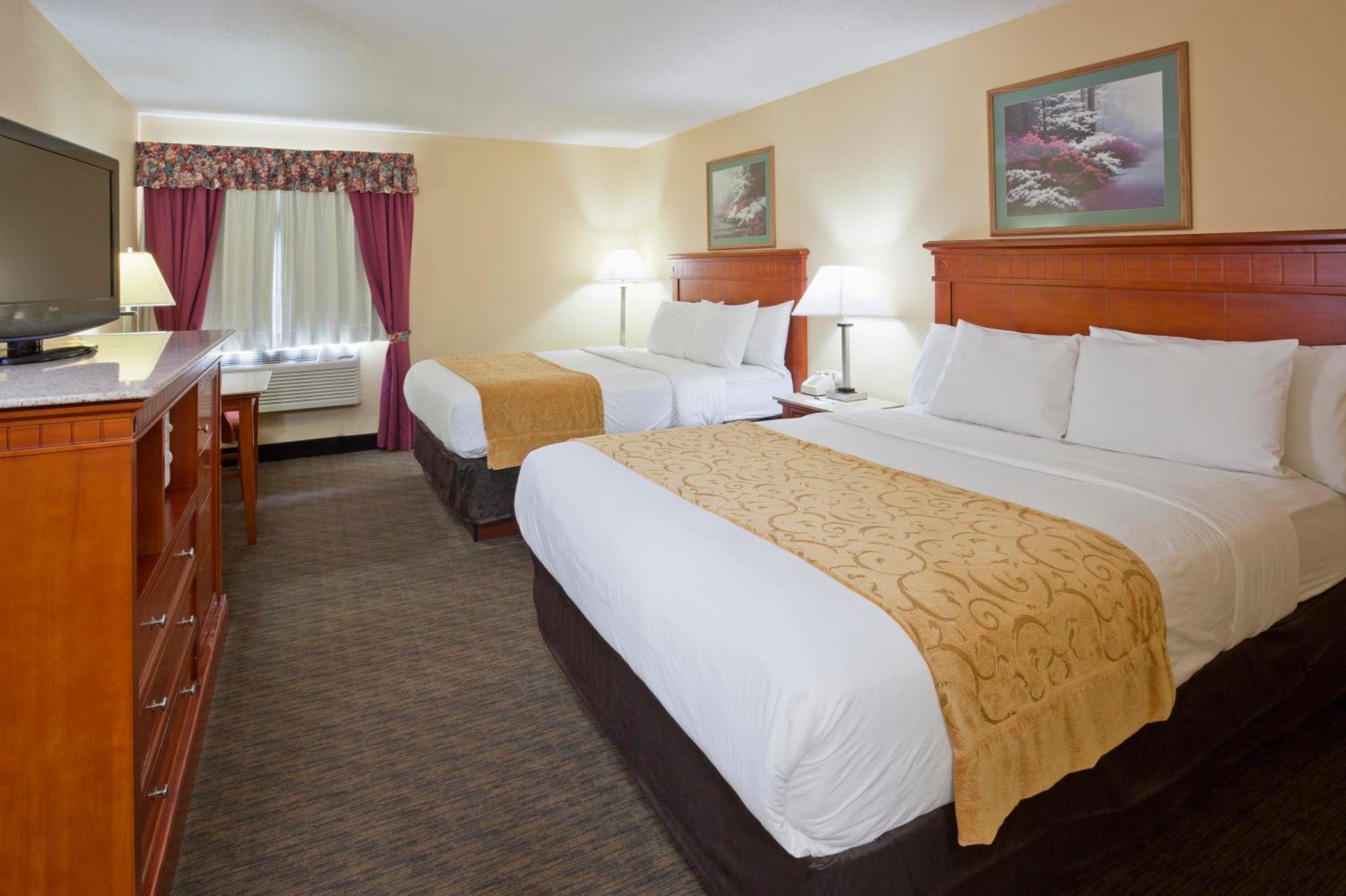 Grandstay Hotel And Suite Waseca Экстерьер фото